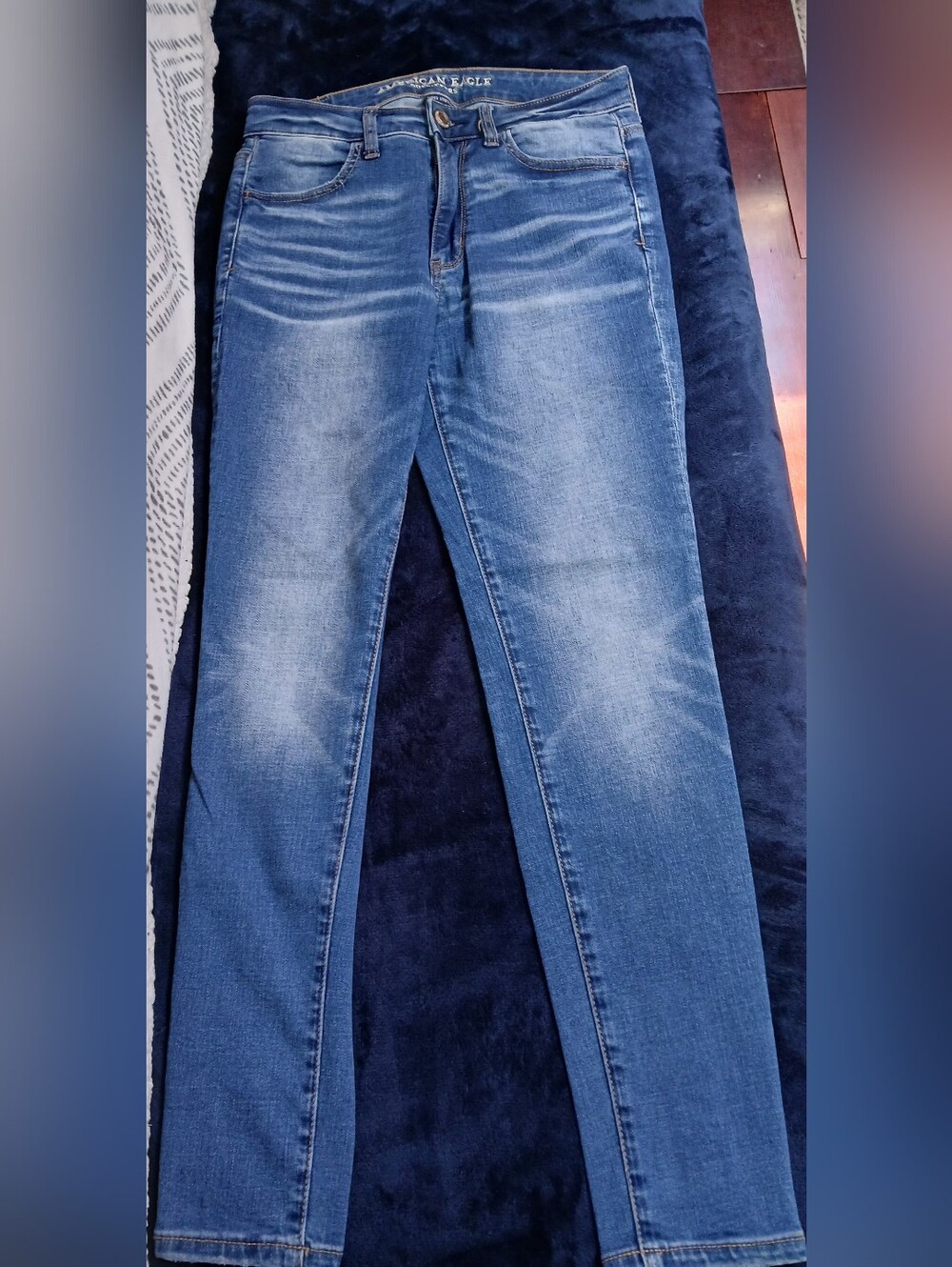American Eagle Outfitters Women’s Light Blue Skinny Jeans